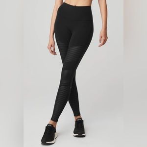 Alo yoga motto leggings
